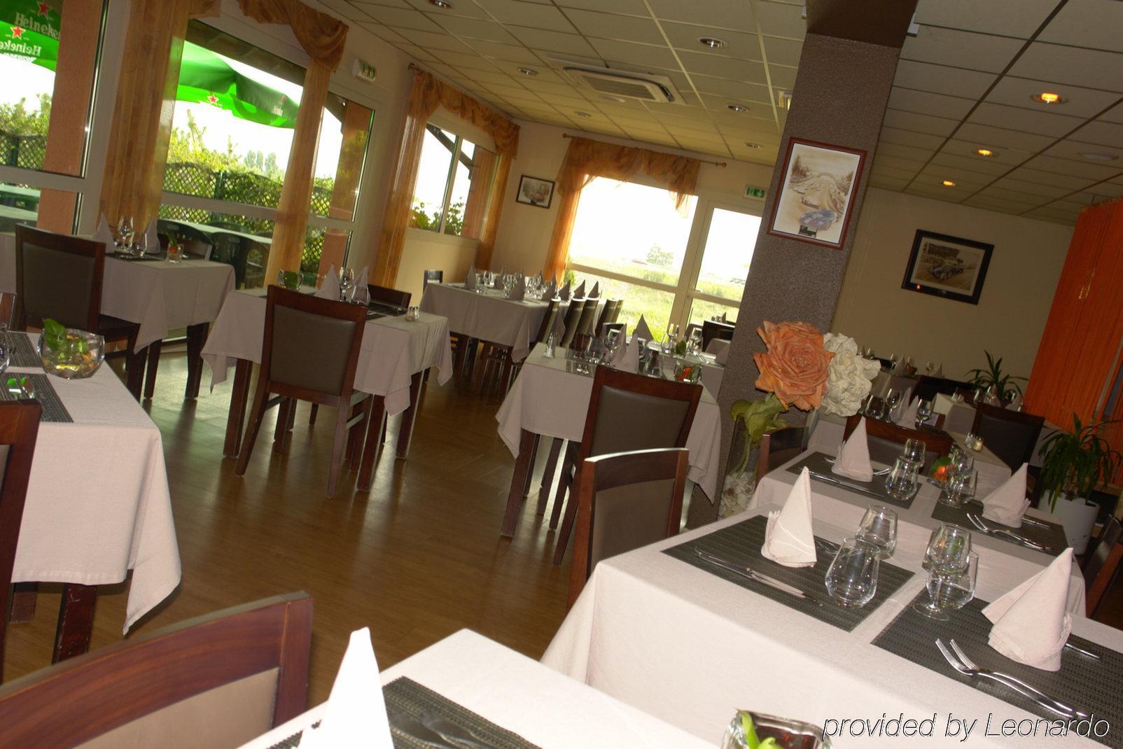 Brit Hotel Les Evens Saint-Saturnin  Restaurante foto